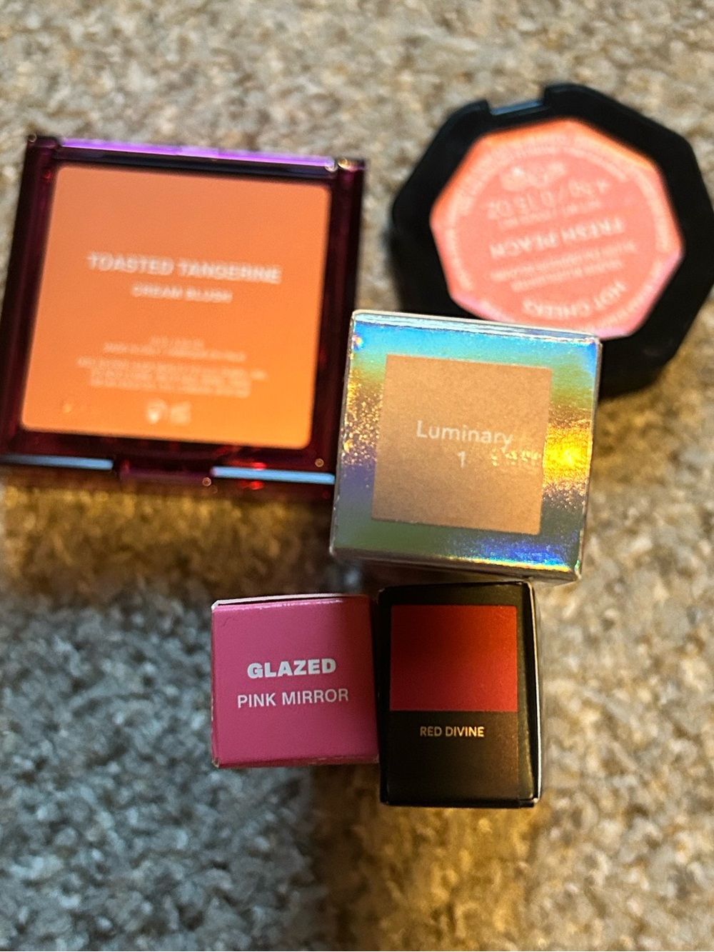 Makeup Bundle - Picture 2 of 3